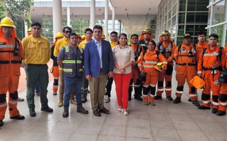 Alcalde de Tarija llega hasta Santa Cruz con  bomberos, medicamentos y víveres para apoyar la lucha contra el fuego
