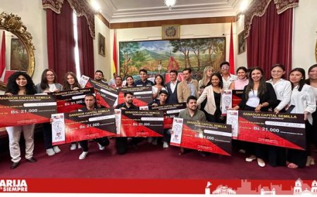 La alcaldía entregó Bs 210 mil como “capitalsemilla” a 10 emprendedores en tres rubros