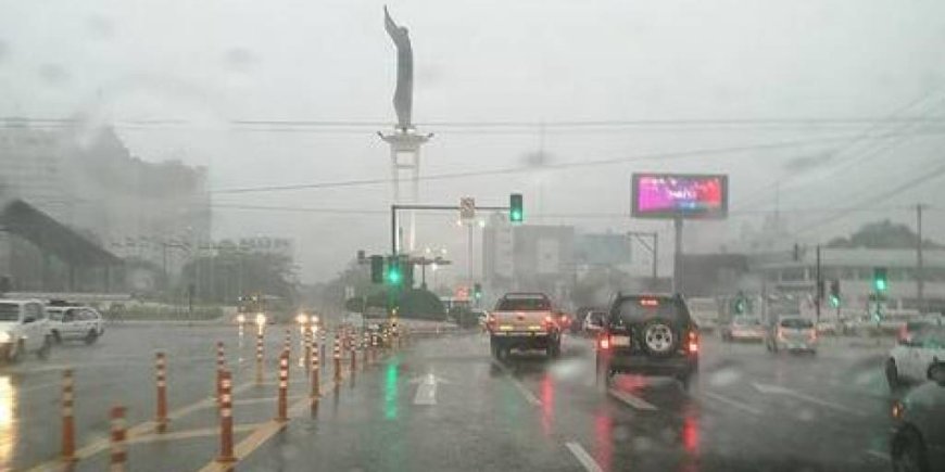 Las Lluvias en Santa Cruz ayudan a mitigar los fuegos activos y reducen la contaminación del aire