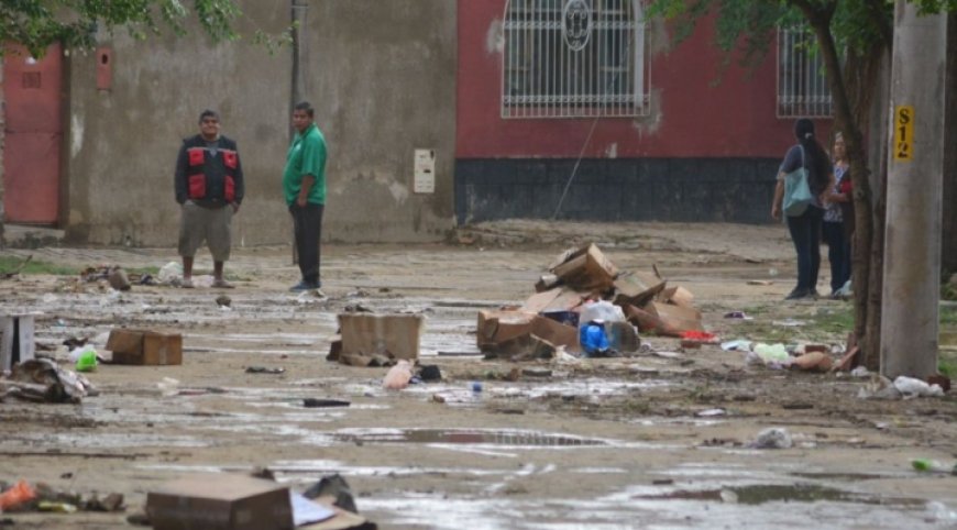 Se registran aproximadamente 72 viviendas dañadas por el desborde de la quebrada El Monte