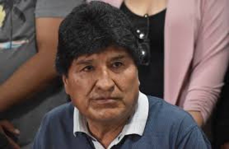 Juez declara rebeldía y emite orden de aprehensión para Evo Morales