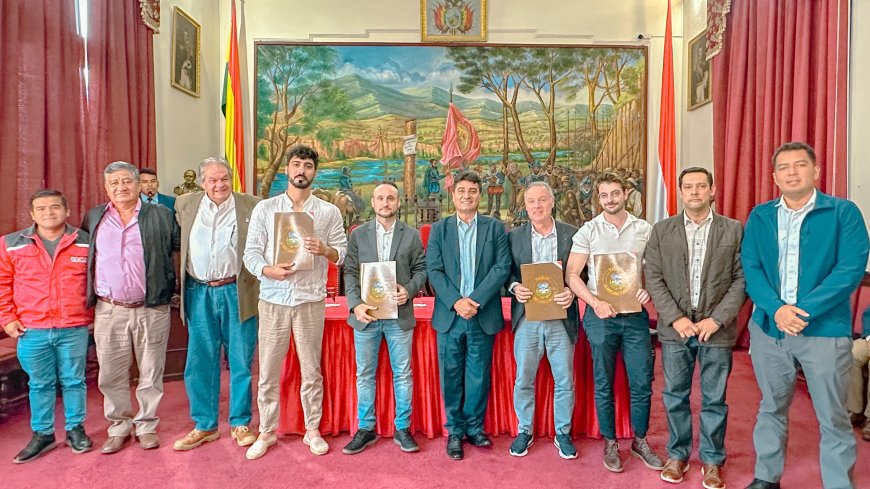 Para afrontar inundaciones y otros eventos adversos  Personal de la Alcaldía de Tarija recibió capacitación de profesionales de España para actuar ante desastres climatológicos