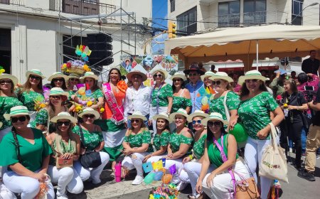 Visitantes de diferentes partes de Bolivia y el Mundo llegan a Tarija Jueves de Comadres una fiesta tarijeña que traspasa fronteras