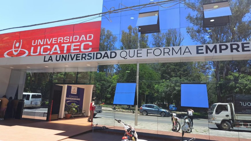 Con la participación del Alcalde Johnny Torres  UCATEC sede Tarija  inaugura año académico con una nueva infraestructura