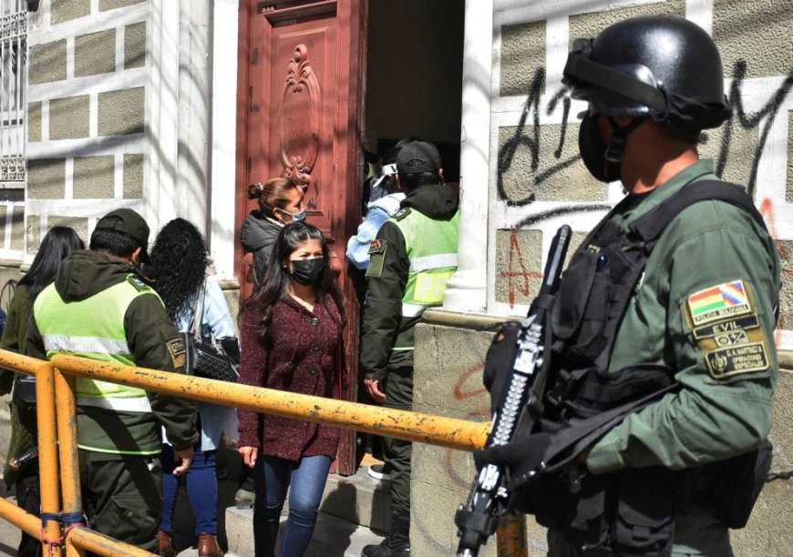 Determinaron detención preventiva para una persona que almacenaba 4.000 litros de diésel y se buscan los cómplices