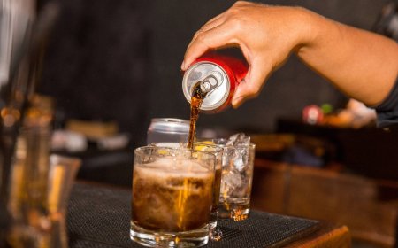 Un profesor fue denunciado por invitar sus alumnas a consumir bebidas alcohólicas