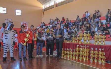 Inauguración de los II Juegos Deportivos Estudiantiles del Bicentenario Nivel Primario