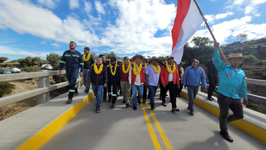Vinculación campo - ciudad  Alcalde Torres inaugura puente vehicular en la comunidad de Carlazo Centro