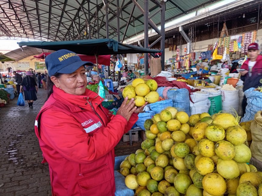Alcaldía realiza operativos para garantizar el precio justo en los mercados