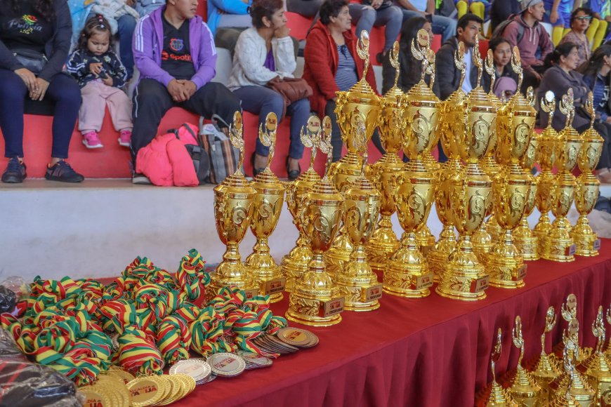 Inauguración de los II Juegos Deportivos Estudiantiles del Bicentenario Nivel Primario