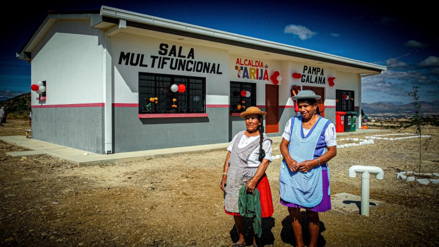 Alcalde de Tarija entrega Sala Multifuncional en Pampa Galana