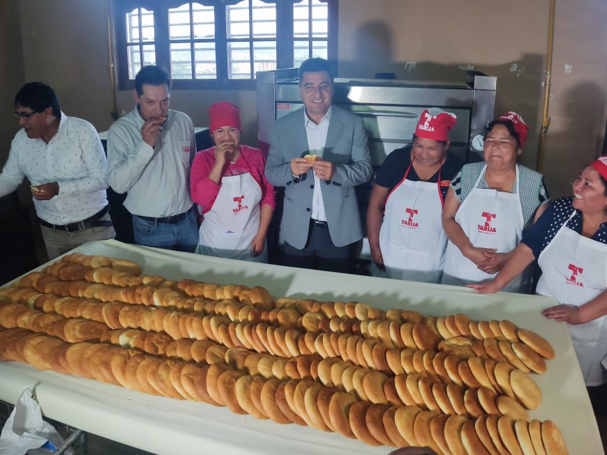 Vecinos de Tarija comienzan a elaborar y comercializar pan de Bs. 1