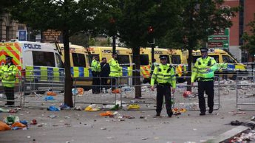 Atropello masivo en Liverpool: al menos 27 personas heridas, dos de ellas de gravedad