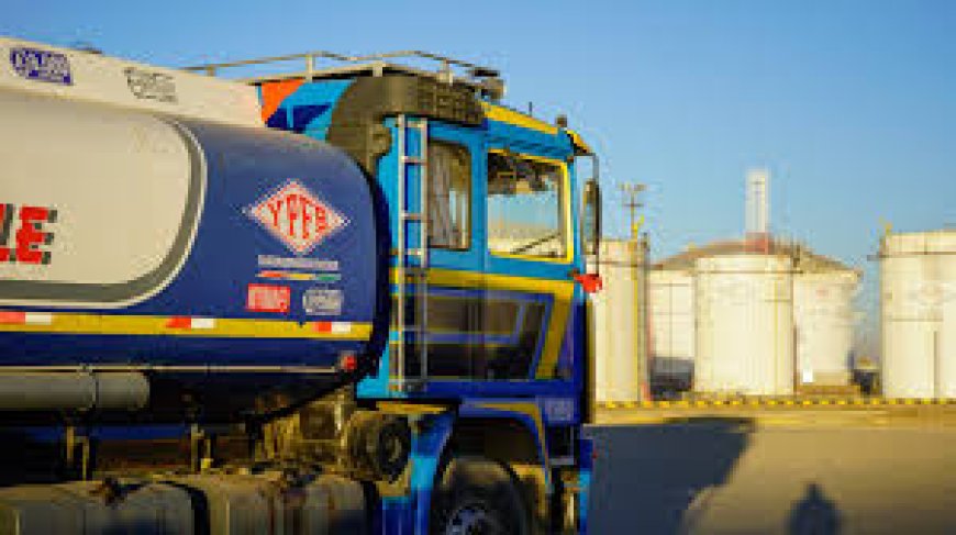 YPFB aumenta despachos de combustibles en La Paz, Cochabamba y Santa Cruz