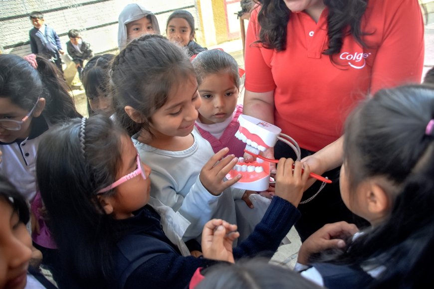 Alcaldía entregará pastas y cepillos dentales a más de 30 mil estudiantes