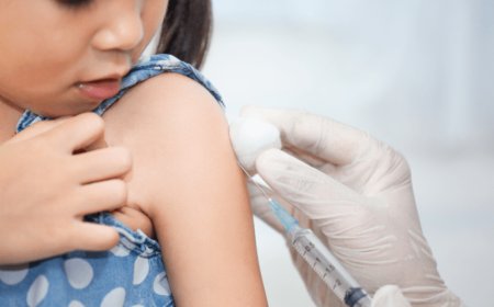 Bolivia cuenta con medio millón de dosis de la vacuna contra el sarampión