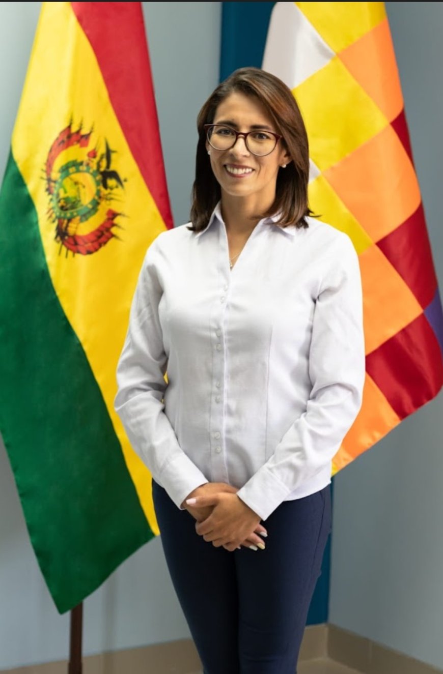 Jessica Saravia jura como ministra de Justicia