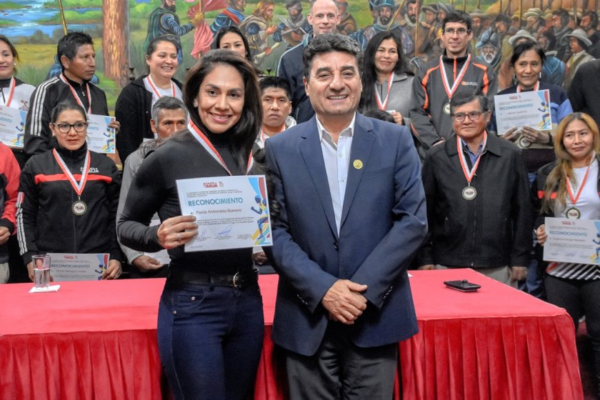 Alcaldía realiza reconocimiento a atletas medallistas del torneo “Integración Latinoamericana”
