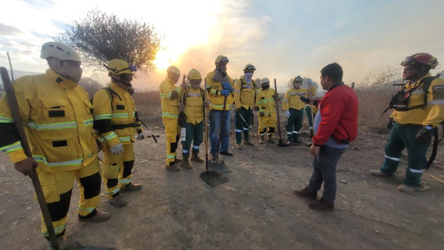 Alcaldía de Tarija a través de la UGR 5 incendios estructurales y forestales