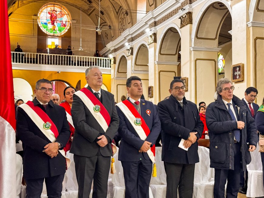 Desfile cívico y estudiantil en homenaje a la villa de san Bernardo de la frontera de Tarixa en los 451de su fundación