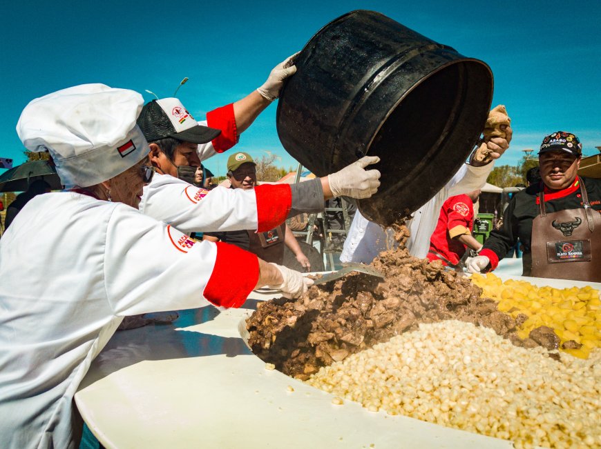 Presentación del Plato Bandera, Costillitas de Chancho