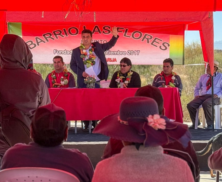 Acalde de Tarija inaugura plaza biosaludable y cancha polifuncional en el distrito 7