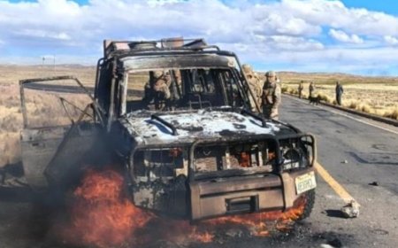 Contrabandistas emboscan a militares, queman una patrulla