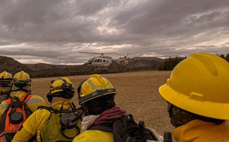 Autoridades informan que se tiene controlado y sofocado el 95% del incendio, el frente frio ayudo evitar reactivaciones de los focos de calor