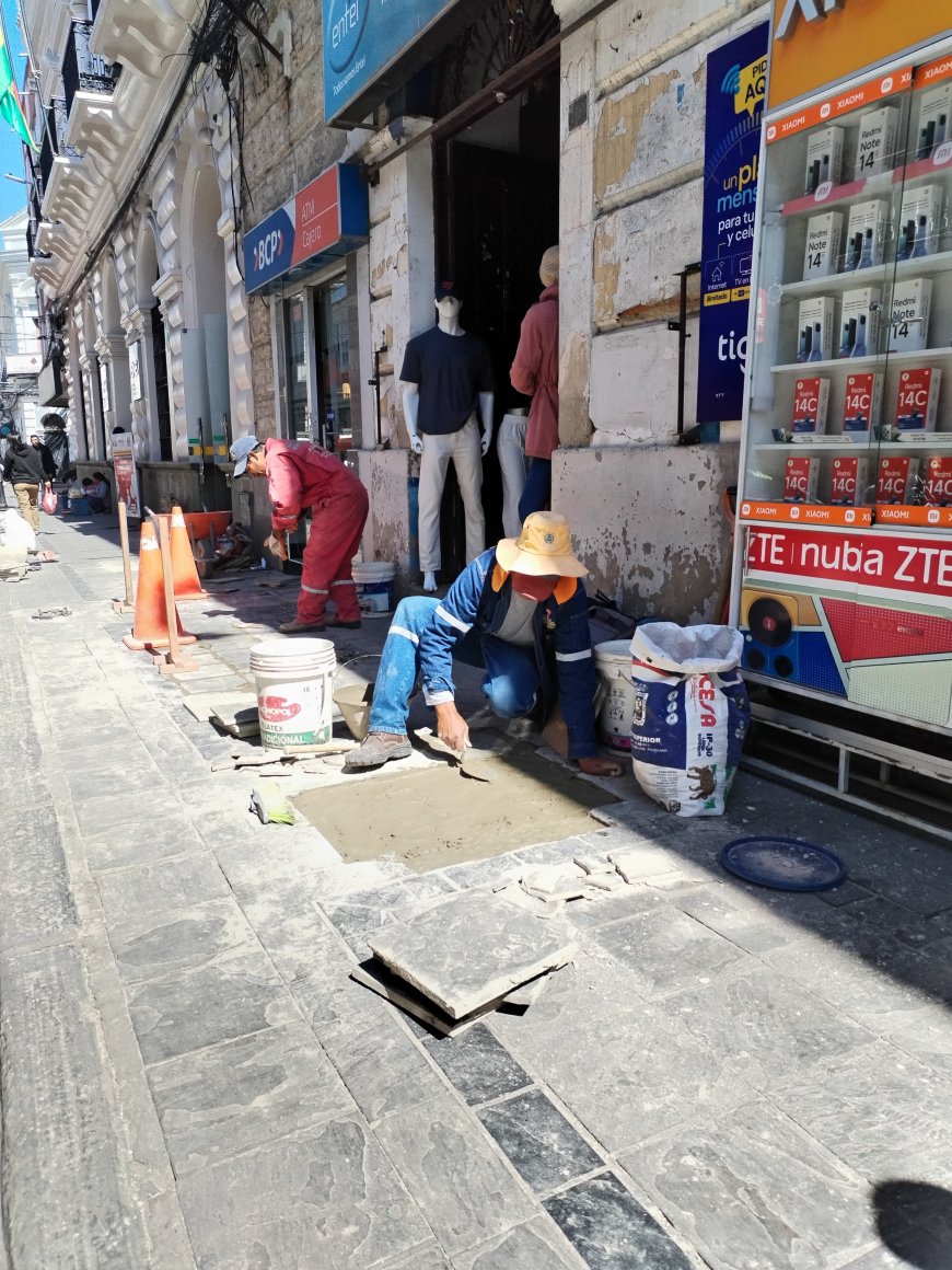 LA ALCALDIA VIENE MEJORANDO LA INFRAESTRUCTURA PEATONAL DEL CASCO VIEJO DE TARIJA.