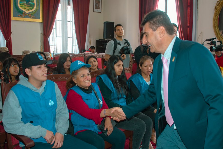 Alcaldía entrega insumos a grupos voluntarios que participarán en la peregrinación a Chaguaya
