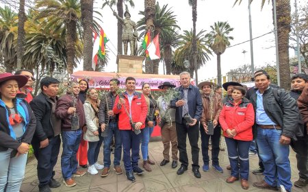 Alcalde de Tarija entrega 10 mil plantines de olivo para consolidar una segunda cadena productiva