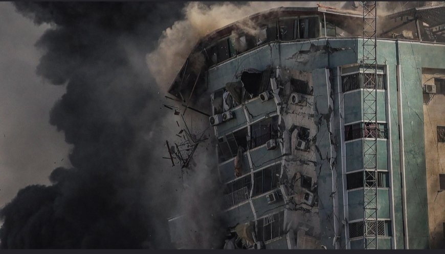 Israel bombardeó un de los edificios Ciudad de Gaza