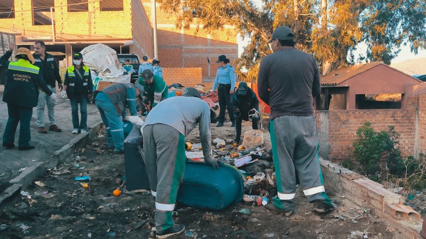 EMAT redobla esfuerzos para limpiar diferentes zonas de la ciudad que pueden convertirse en focos de infección