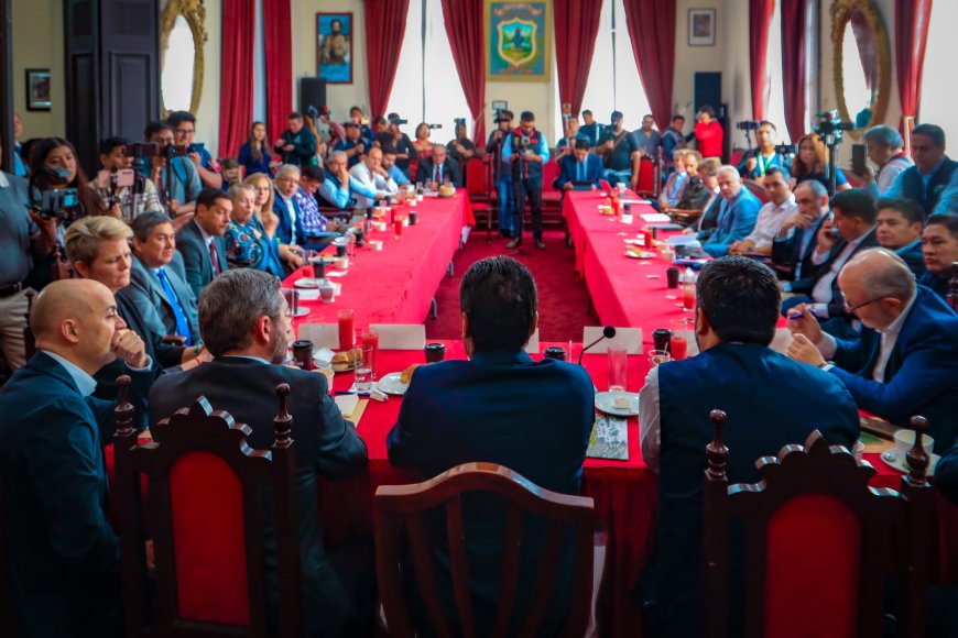 Alcalde de Tarija afianza relacionamiento con embajadores de España, Suecia, Alemania, Francia, La Unión Europea para trabajar en proyectos de agua, turismo y tratamiento de la basura.