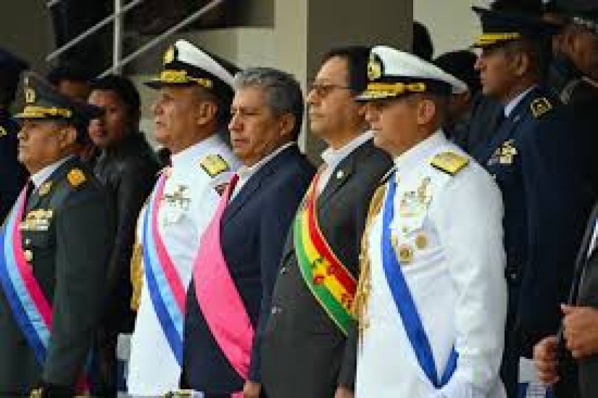 Se hace la entrega de títulos de propiedad a la Escuela Naval Militar en su 52 aniversario