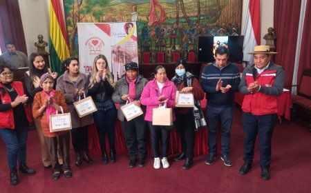 Alcaldía de Tarija entregó 60 pelucas a pacientes con cáncer