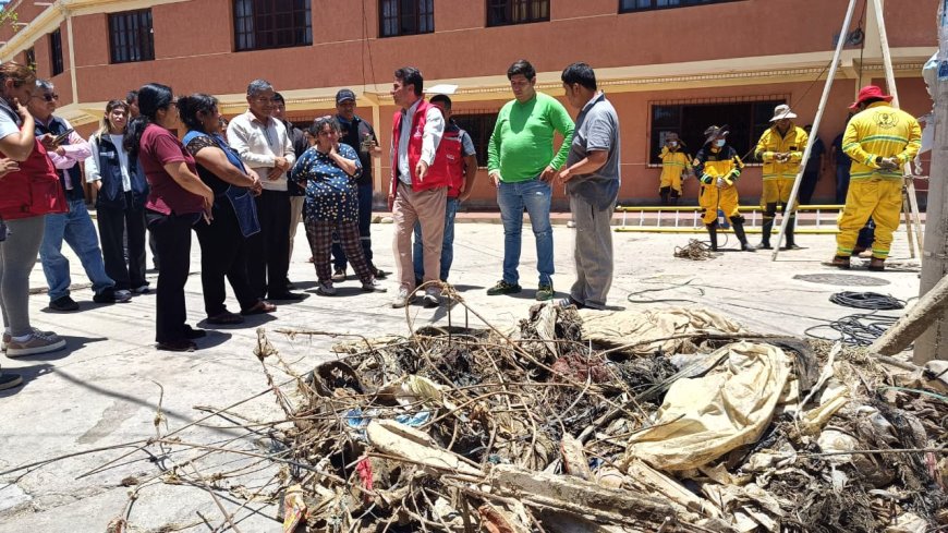 Alcaldía realiza limpieza del embovedado de la “Víbora Negra”