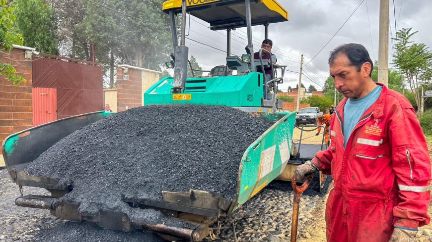 Alcaldía de Tarija llegó con el plan de asfaltado al barrio San Luis