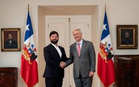 Boric y Kast se reunieron en La Moneda para iniciar la transición presidencial