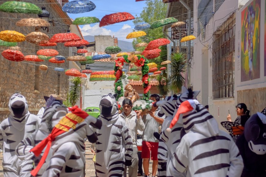 Tarija ya vive la “Navidad Chapaca 2025”