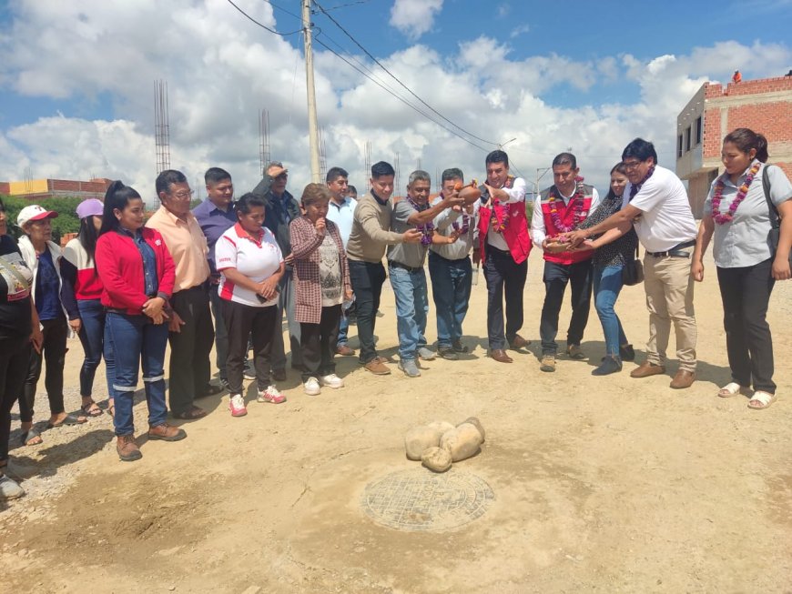Alcalde de Tarija entrega e inaugura un nuevo sistema de alcantarillado para los barrios Simón Bolívar y Morros Blancos