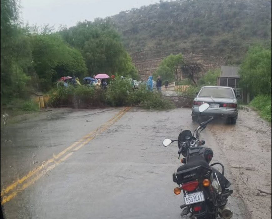 Empiezan los bloqueos en Tarija, el municipio de Uriondo esta bloqueando por el alza de los pasajes
