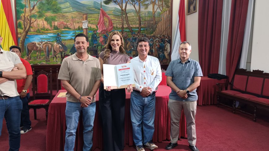 Llegaron a Tarija mas 30 creadores de contenido y la alcaldia los recibio