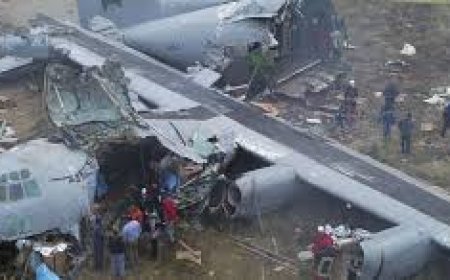 Hallan la caja negra del avión Hércules C-130